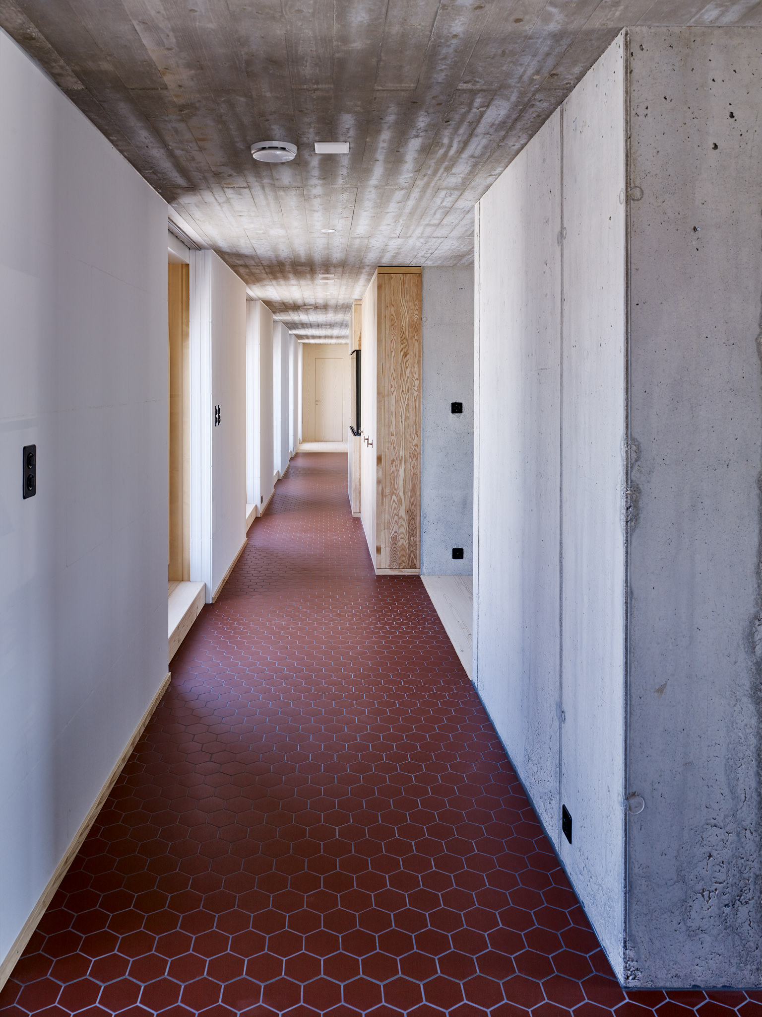 E14534 Alpa 050211 SCREEN